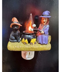 Veilleuse d'Halloween sorcière et son chat